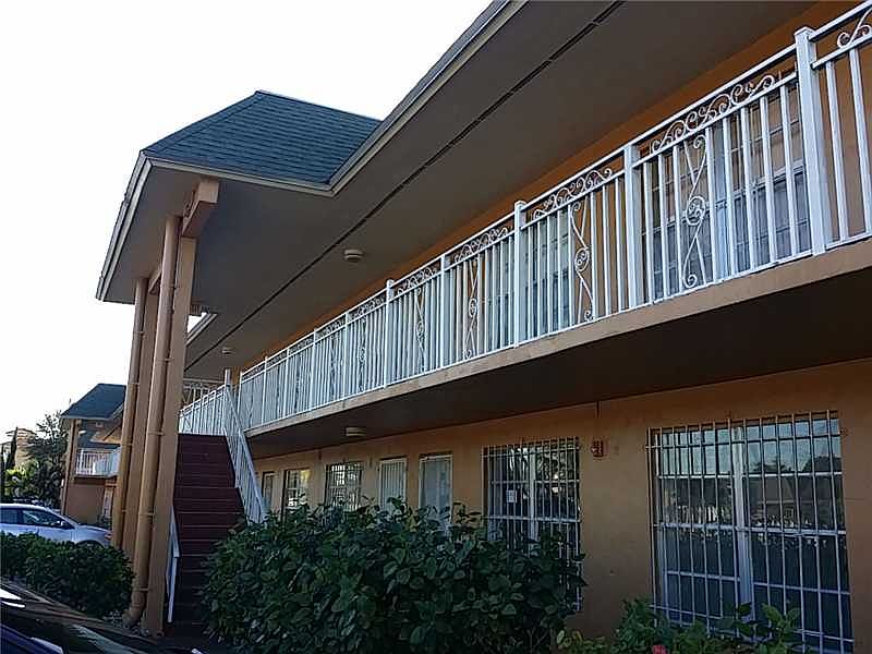 1st image of 271 NW 177th St APT B-207