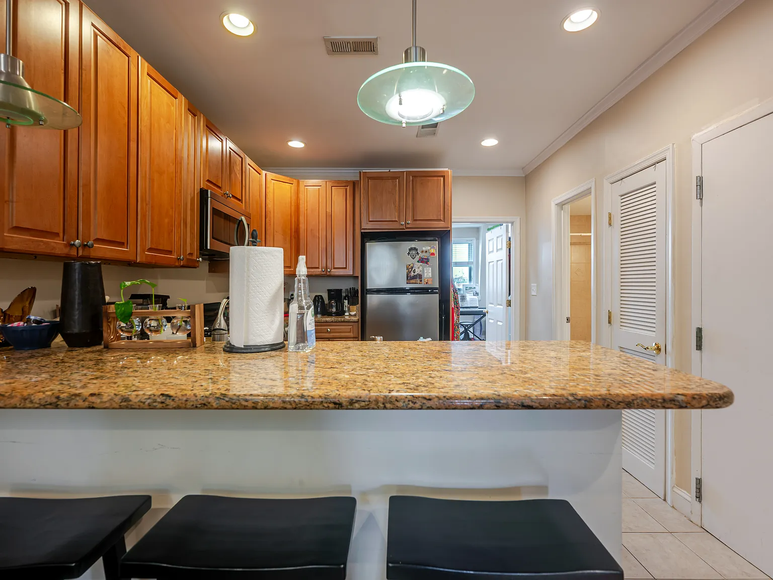 2 bed, $3,150 — Photo 4