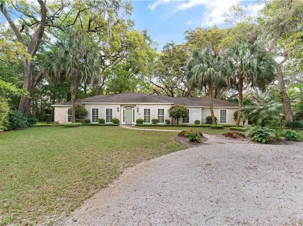 305 Mulberry Way, Saint Simons Island, GA 31522