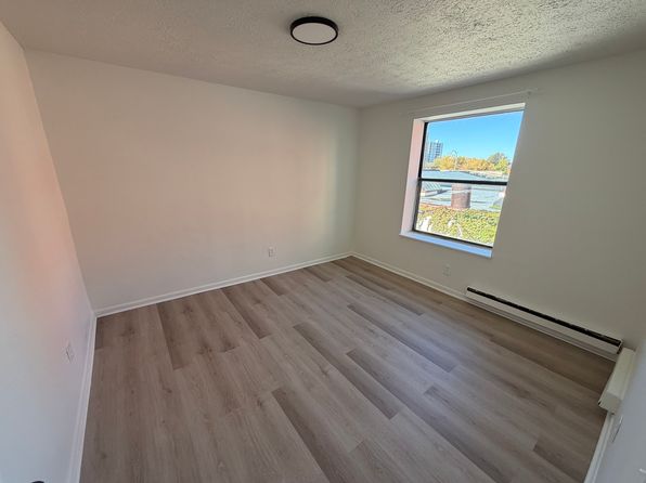 247 N Clinton Ave #5
