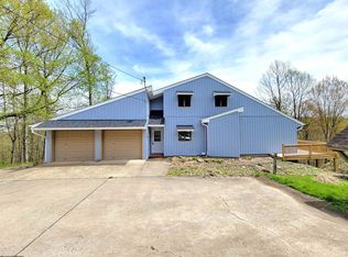 111 Stonewall Rd, Fairmont, WV 26554