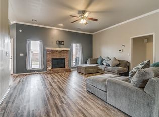 11909 NW 7th St, Yukon, OK 73099