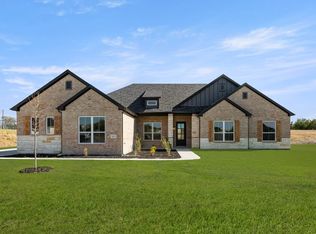 317 Slimp Blf, Azle, TX 76020