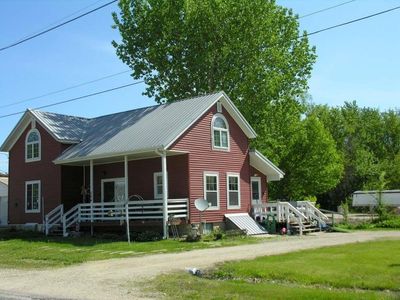 204 N Lawrence St, Stacyville, IA, 50476