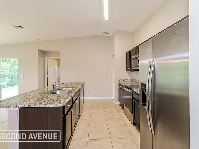 360 Brandt Ave NE — Photo 3