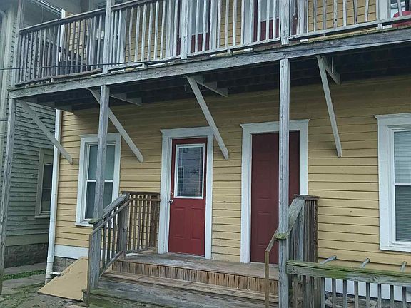 4th image of 633 W Ormsby Ave #1