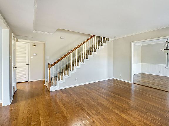 2nd image of 4715 Harley Ave