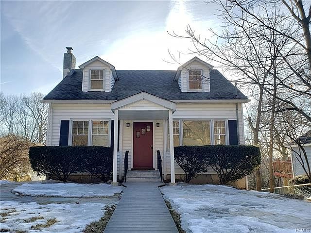 1st image of 76 Ellen Ave
