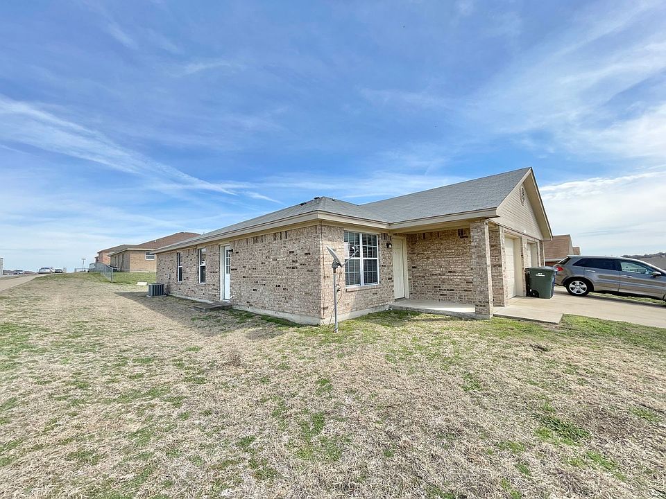 1st image of 4110 Primrose Dr #A