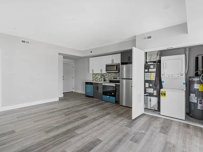 2061 N 62nd St #301 — Photo 6
