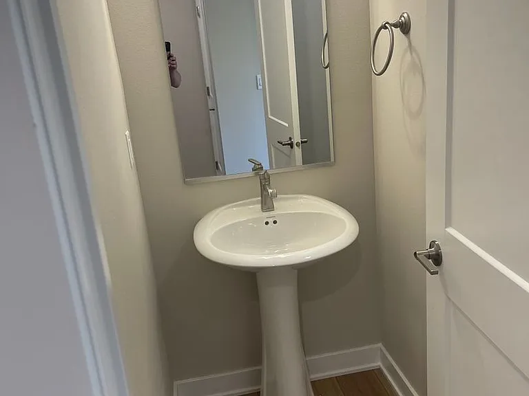 342 Harmony Ave — Photo 11