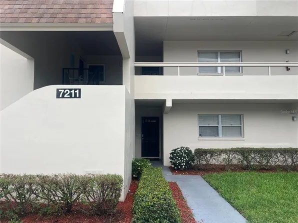 7211 W Country Club Dr N APT 135, Sarasota, FL 34243