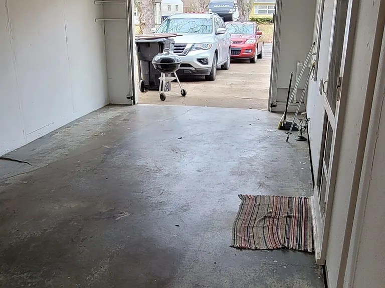 1549 SW 24th St — Photo 3