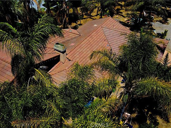 4th image of 3261 Kenora Dr