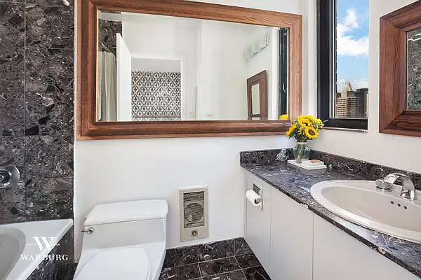 Rented by Warburg | media 14