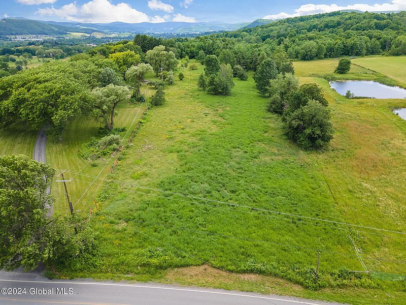 2nd image of L4.114 Grovenors Corners Road