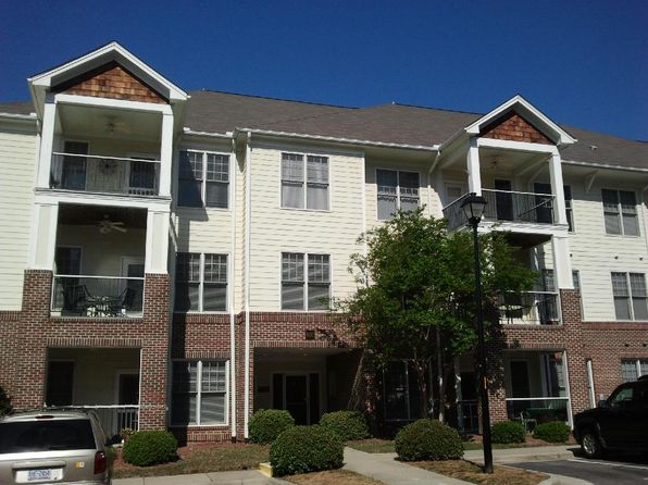 800 Moratuck Dr APT 204