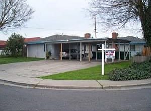 2nd image of 7425 Los Molinas Ln