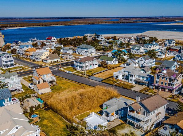 10 E Winthrop Ave, Strathmere, NJ 08248