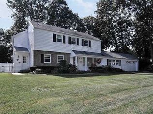 107 The Dell, Albertson, NY 11507