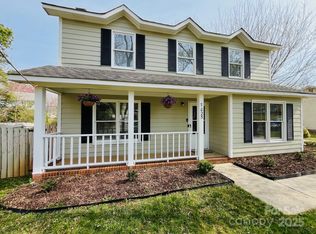 7025 Spring Morning Ln, Charlotte, NC 28227