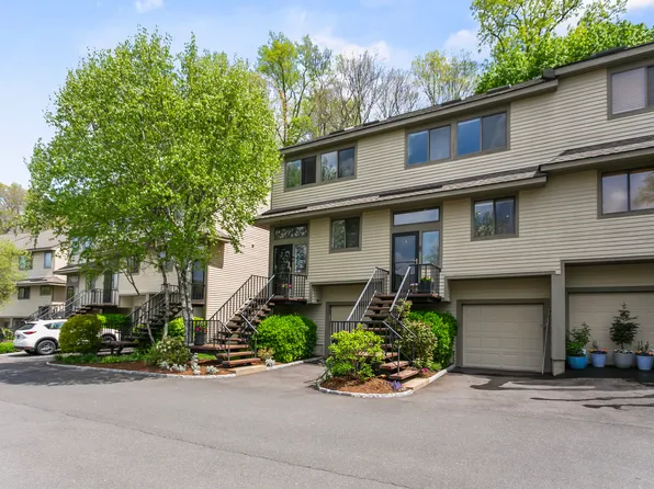 2435 Bedford Street #9B, Stamford, CT 06905