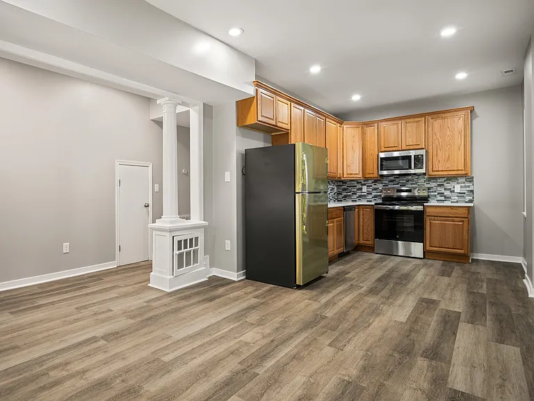 1303 Decatur St #A — Photo 36