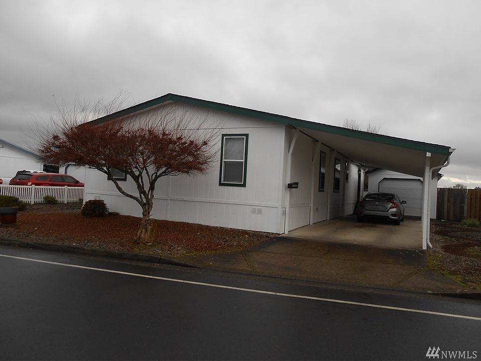 1st image of 68 Blue Heron Dr