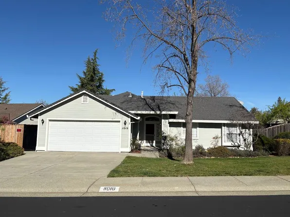 11919 Brooke Crest Dr, Auburn, CA 95602