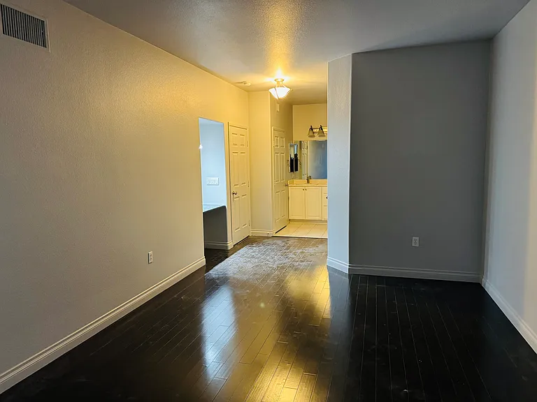 9303 Gilcrease Ave #1252 — Photo 14