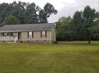 113 Pinkney Ln, Statesville, NC 28677