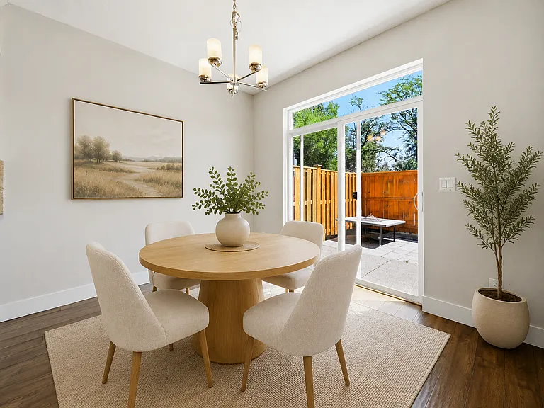 1068 SE Leonel Ln — Photo 13