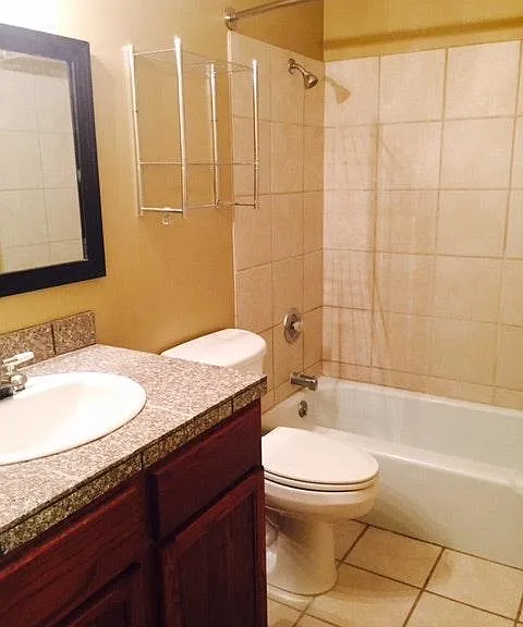 4320 Edison Cir — Photo 12