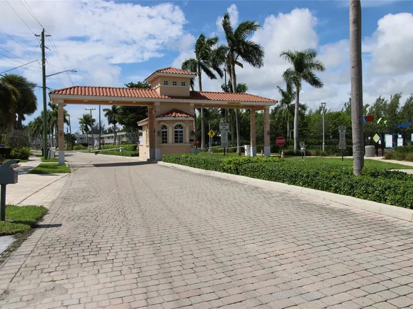 600 Layne Boulevard #119, Hallandale Beach, FL 33009