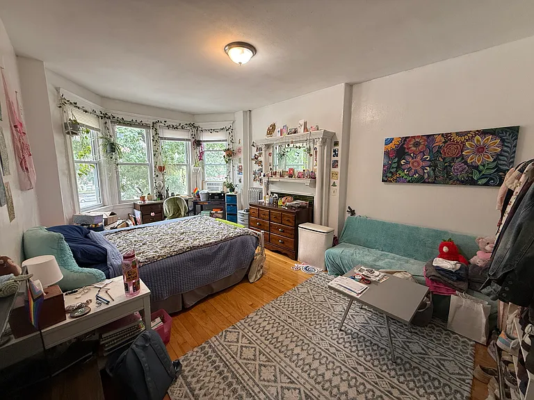 1377A Commonwealth Ave #2 — Photo 3