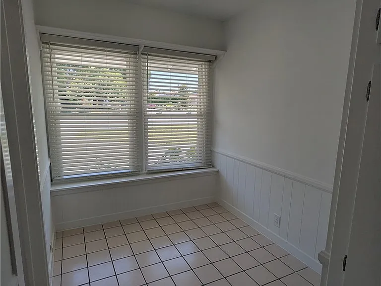6829 McLennan Ave — Photo 14
