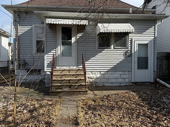 5th image of 118 5th St