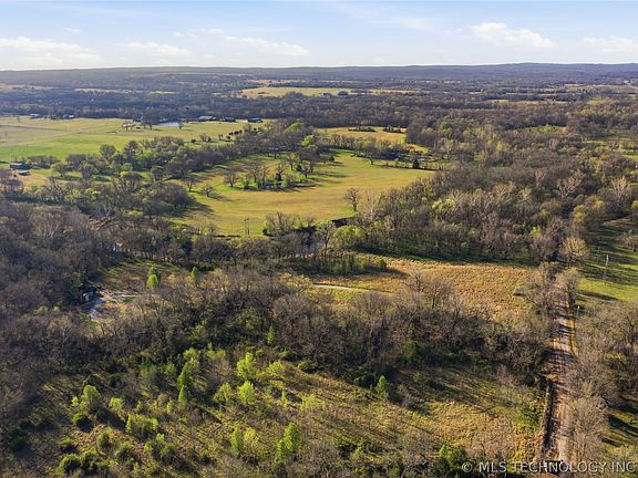 2nd image of 16811 Lone Star Rd