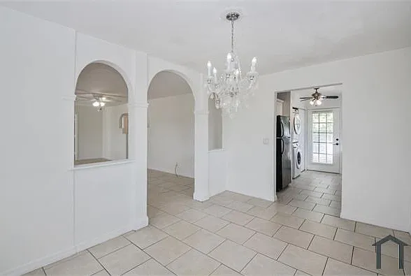 3 bed, 1144 sqft, $1,875 — Photo 3