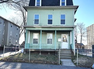 33 Russell St, Worcester, MA 01609
