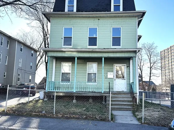33 Russell St, Worcester, MA 01609