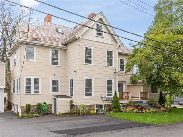 259 Gibbs Ave APT 6, Newport, RI 02840