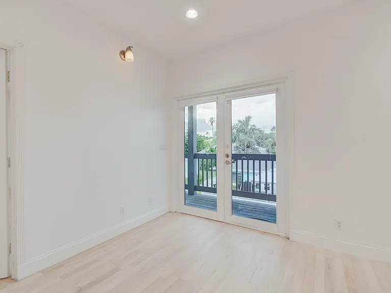 21 Oceanview Dr #C — Photo 5