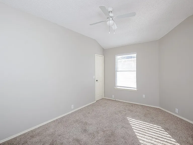 8300 Orleans Ln — Photo 13
