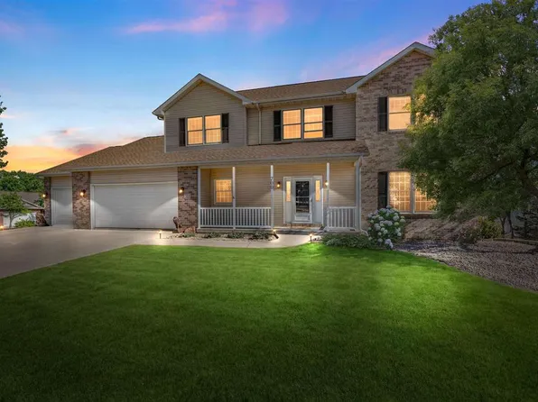 700 Creek View Ct, Coralville, IA 52241