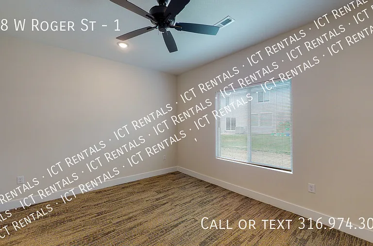 418 W Roger Ave #1 — Photo 16