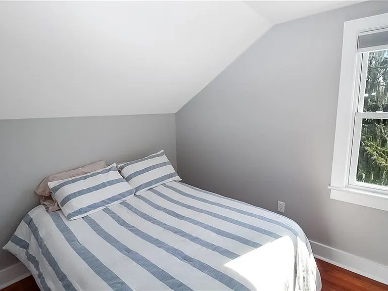 1 Conrad Ct — Photo 16