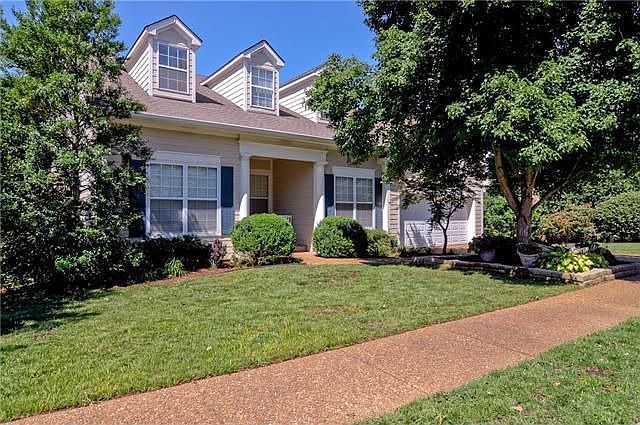 1st image of 3109 Traviston Dr