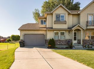 551 E Walnut Glen St, Springville, UT 84663