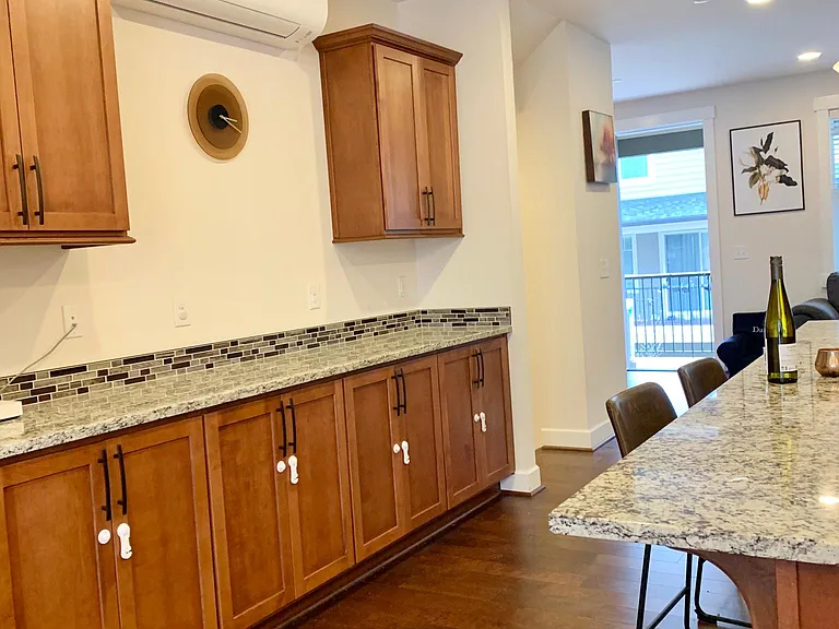 1391 Brooklyn Walk NE — Photo 5